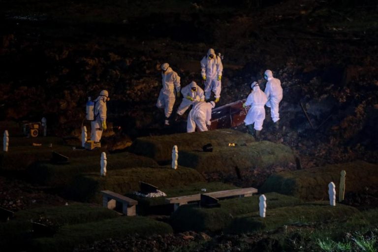 Covid-19: Pandemia já provocou 102.097 mortes em África