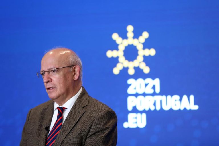 MNE da UE reúnem-se para discutir Rússia e trocar primeiras impressões com Antony Blinken