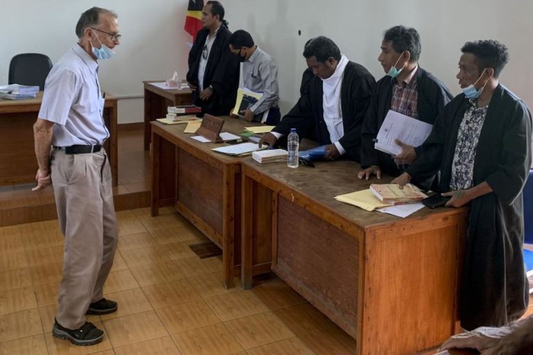 Adiado para terça-feira início de julgamento de ex-padre acusado de pedofilia em Timor-Leste