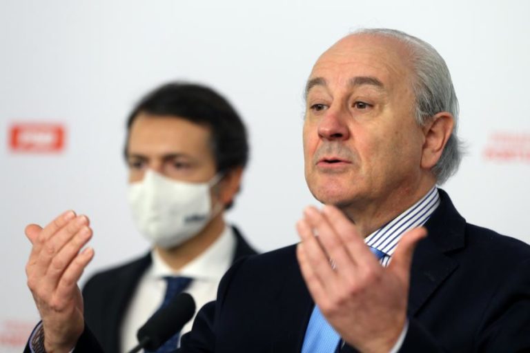 Rio mantém proposta de adiar eleições autárquicas, mas quer listas entregues na mesma data