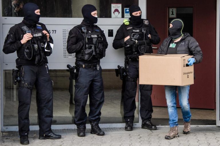 Buscas contra organização islâmica em Berlim envolve 800 polícias
