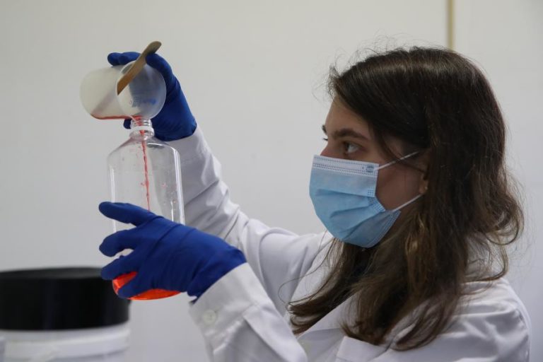 Covid-19: Tecnológicas de Coimbra adaptam-se e criam soluções para combater a pandemia