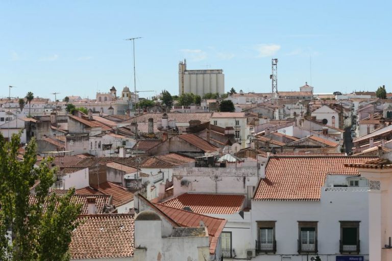Covid-19: Visitas aos utentes dos lares em Moura vão ser retomadas segunda-feira