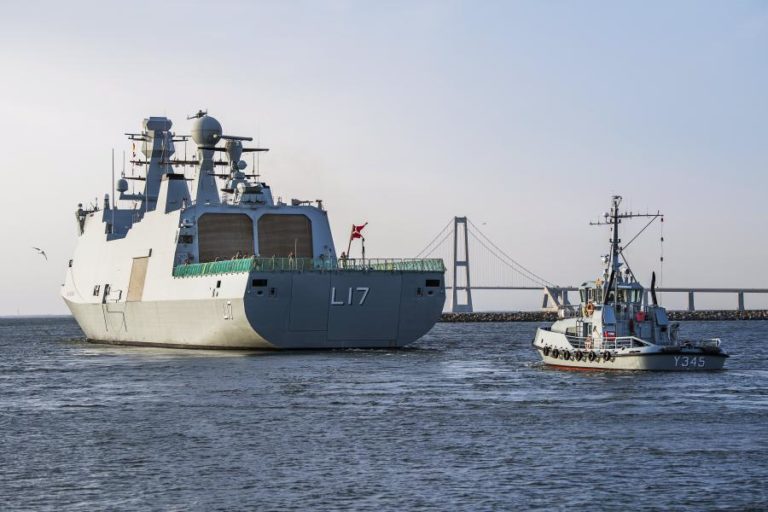 Dinamarca envia fragata e 175 marinheiros para combater pirataria no Golfo da Guiné