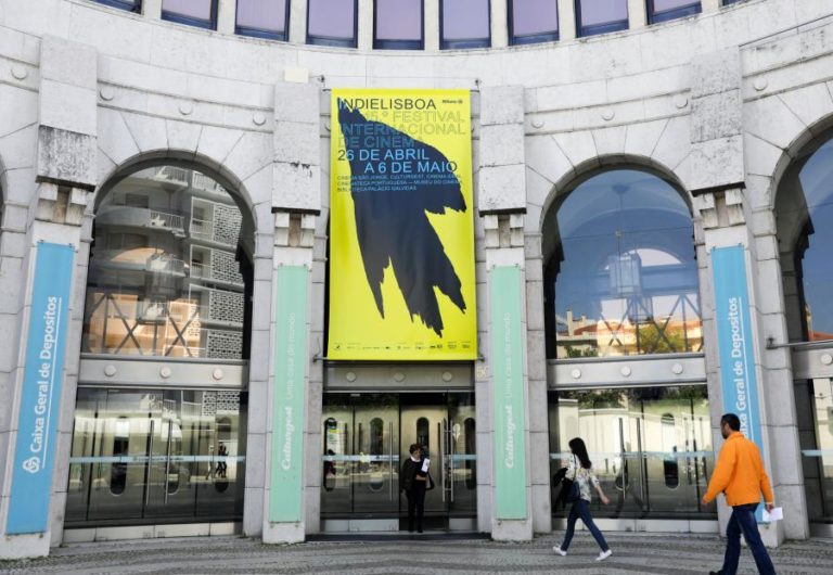 Festival de cinema IndieLisboa adiado para agosto