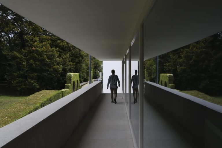 Casa do Cinema Manoel de Oliveira propõe #1minuto para as muitas imagens do realizador