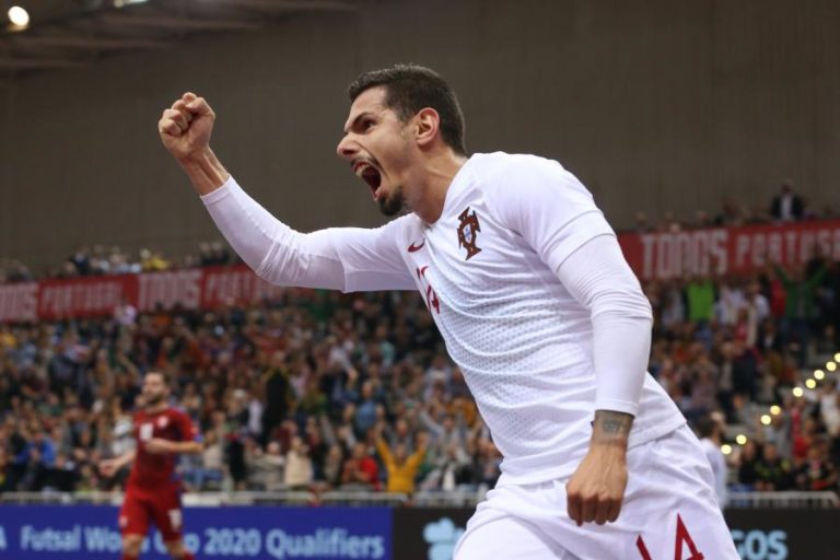 Portugal goleia República Checa e lidera apuramento para Euro2022 de futsal
