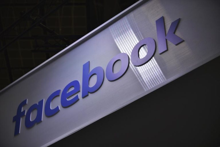 RSF apresenta queixa contra Facebook por não evitar falsidades e mensagens de ódio