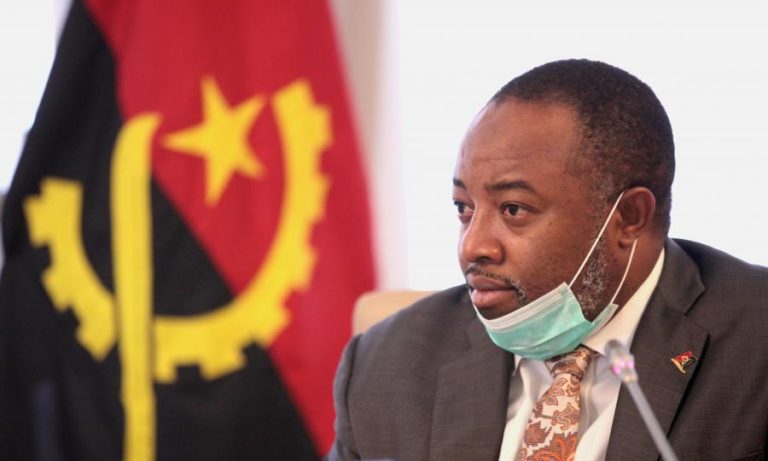 Angola apresenta plano de 100 milhões de euros para impulsionar indústria até 2025