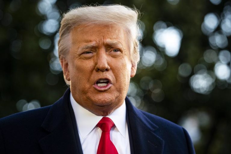 Sócio de ex-assessor de Donald Trump vê condenação ser confirmada em tribunal