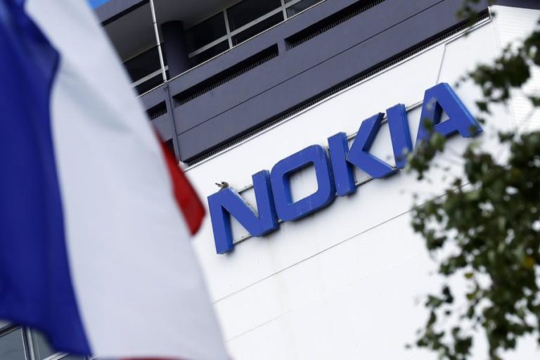 Nokia planeia cortar até 10 mil empregos em dois anos
