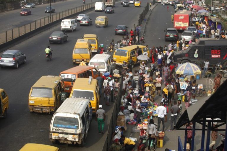ONU alerta para escalada de violência na Nigéria que está a forçar fuga das populações para o Níger
