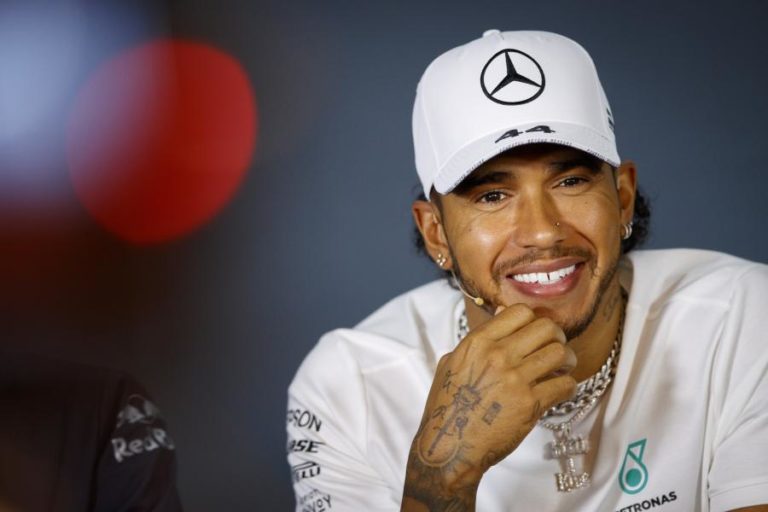 Hamilton num Mercedes com poucas alterações em busca do inédito oitavo título na F1