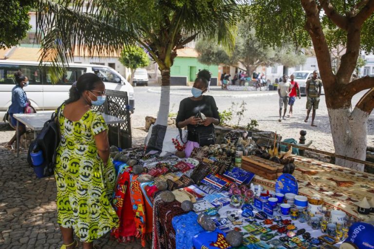 Covid-19: Cabo Verde regista mais uma morte e 35 novos casos positivos