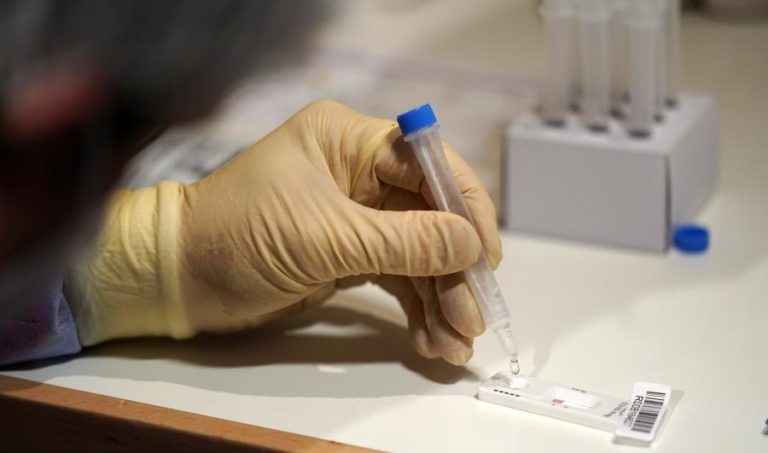 Covid-19: Portugal com Rt de 0,83 e incidência abaixo cem casos