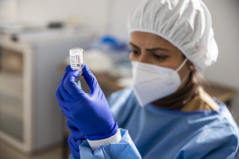 Covid-19: Mais de 107 mil pessoas vacinadas na última semana, 471 mil com vacinação completa