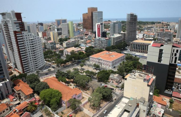 Comité para a Proteção dos Jornalistas pede que Angola pare “assédio” contra jornalista