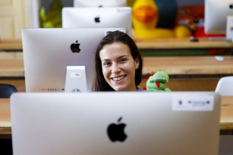 No Fundão alia-se a reconversão de carreiras à fixação de pessoas