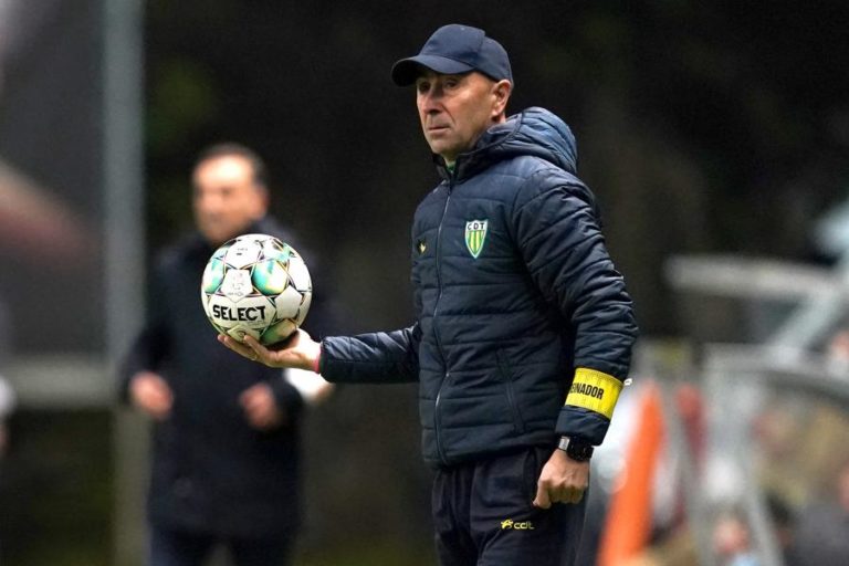 Pako Ayestarán deseja que Tondela seja a primeira equipa a vencer Sporting