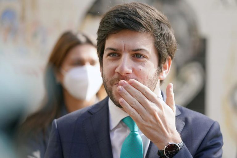 Eutanásia: CDS-PP diz que TC mostrou “cartão vermelho” à maioria que aprovou lei