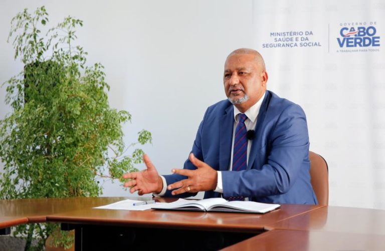 Covid-19/Um ano: Insularidade, jovens e decisões rápidas explicam pandemia em Cabo Verde