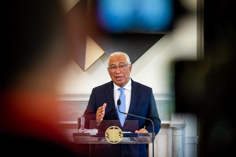 Costa destaca trabalho “inovador” de Elvira Fortunato e “centralidade” da ciência