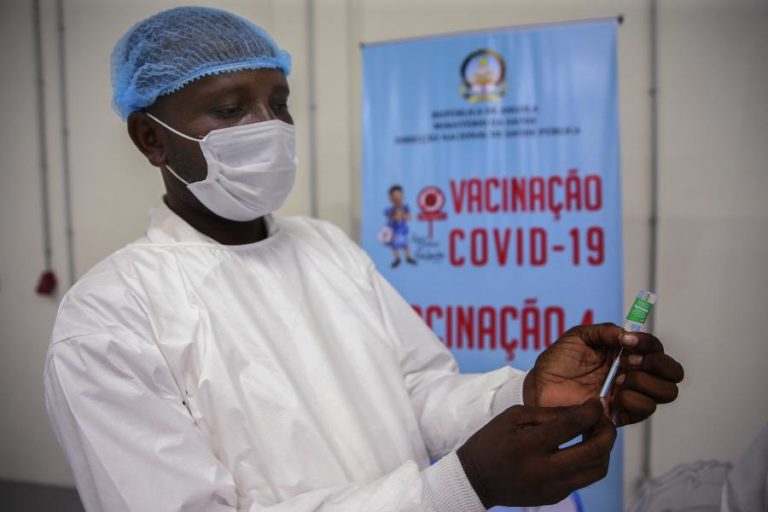 Covid-19: Angola com 54.515 vacinados e sem efeitos adversos graves – ministra