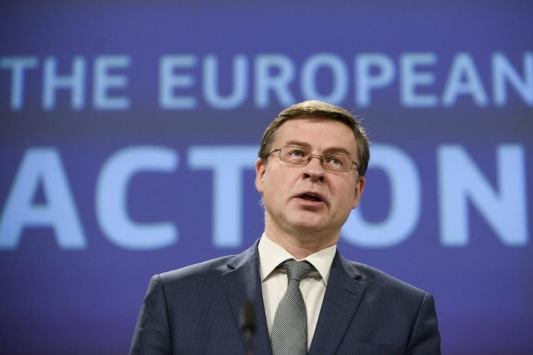 Bruxelas diz que discussões sobre planos de recuperação avançam a bom ritmo