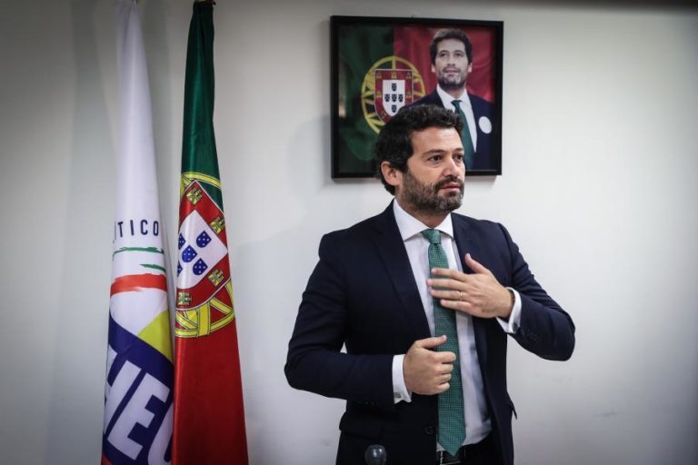 Chega manifesta-se em abril em Lisboa contra a ilegalização do partido