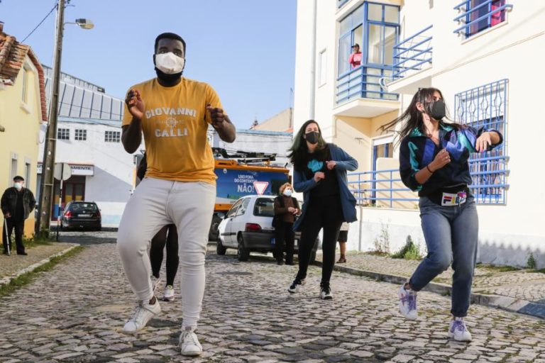 MNE guineense faz “visita de amizade e trabalho” a Cabo Verde