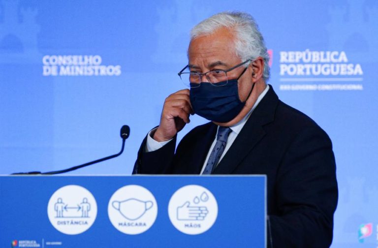 Covid-19: Costa avisa que desconfinar a conta-gotas não é sinónimo de sair e fazer tudo