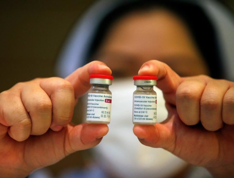Covid-19: Itália suspende uso de vacinas da AstraZeneca por “precaução”