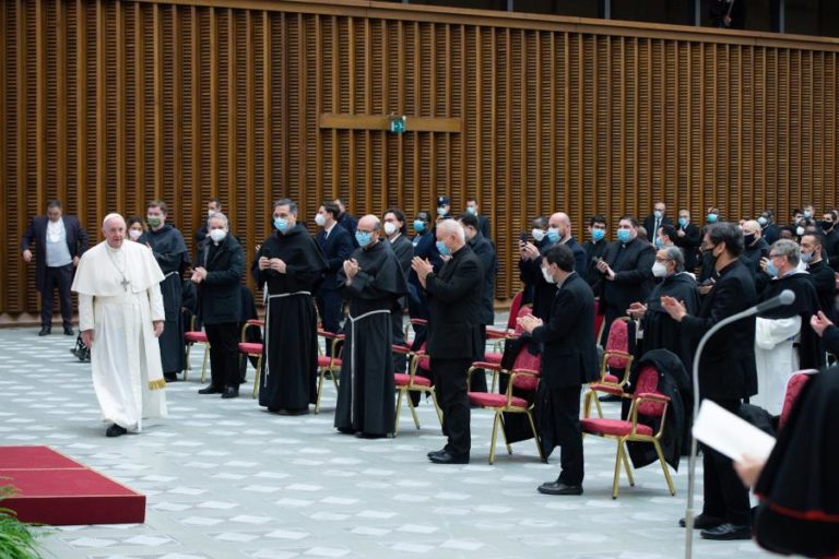 Papa Francisco visita Fátima durante Jornadas Mundiais da Juventude em 2023