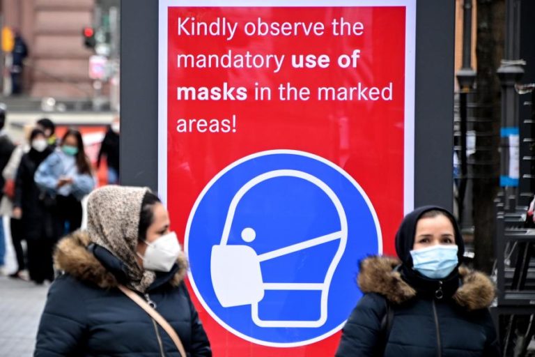 Covid-19: Incidência semanal na Alemanha sobe para perto de 100 com 16.033 novos casos