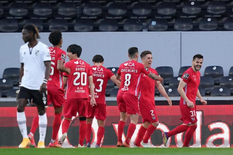 Gil Vicente afasta-se da zona de despromoção com vitória sobre Vitória de Guimarães