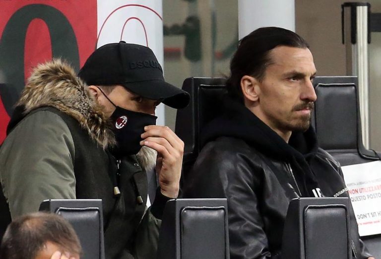 Ibrahimovic diz que regressa à seleção pelo que tem feito nos últimos meses