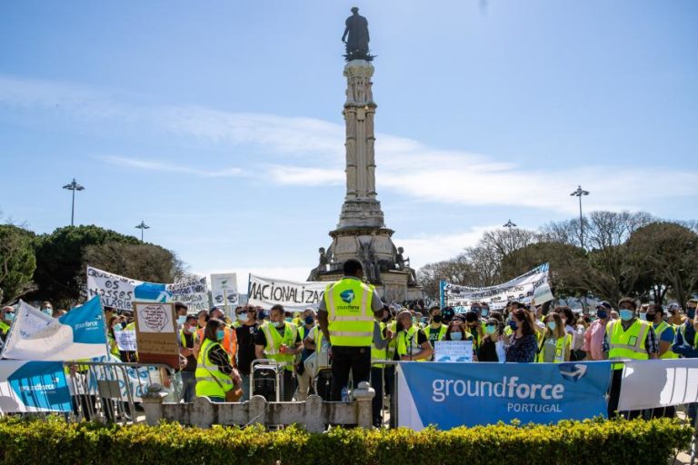 Trabalhadores da Groundforce recebidos por assessores do PR saem “com esperança”