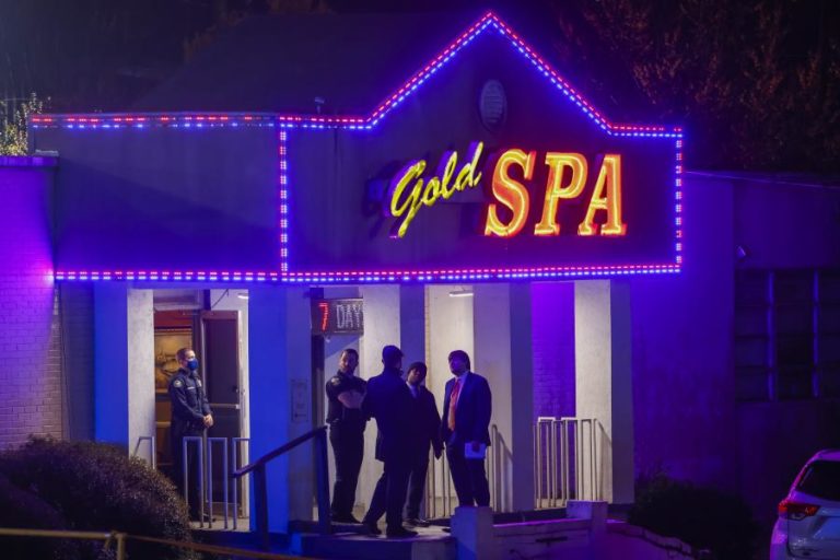 Pelo menos oito mortos a tiro em casas de massagens no sudeste dos Estados Unidos