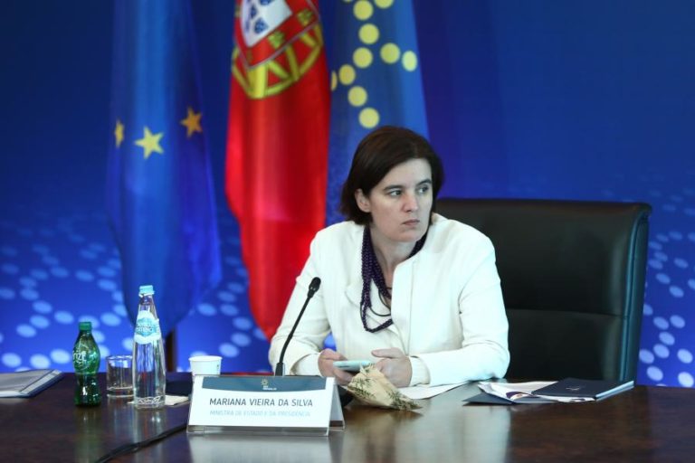 UE/Presidência: Dimensão social da crise exige resposta “eficaz” na habitação