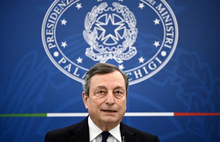 Covid-19: PM italiano Mario Draghi vai vacinar-se com a AstraZeneca