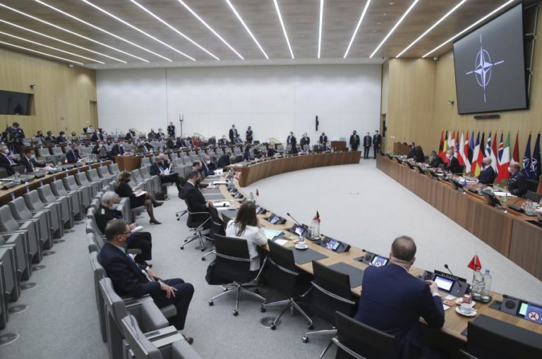 UE/Presidência: Portugal propôs organização de cimeira UE-NATO a Stoltenberg – MNE
