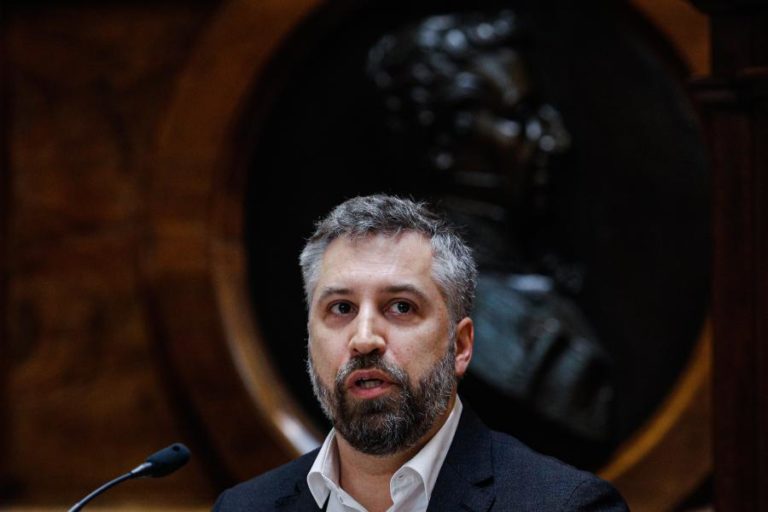 UE/Presidência: Ministros dos Transportes debatem prioridade da ferrovia