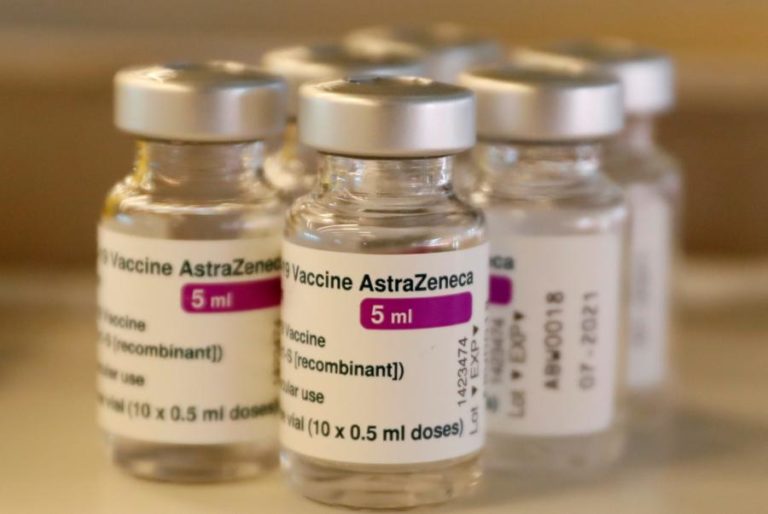 Covid-19: Noruega prorroga suspensão da vacina da AstraZeneca até 15 de abril