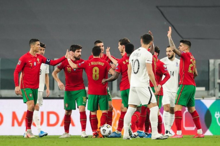 Portugal bate Azerbaijão com autogolo na estreia na corrida ao Mundial2022