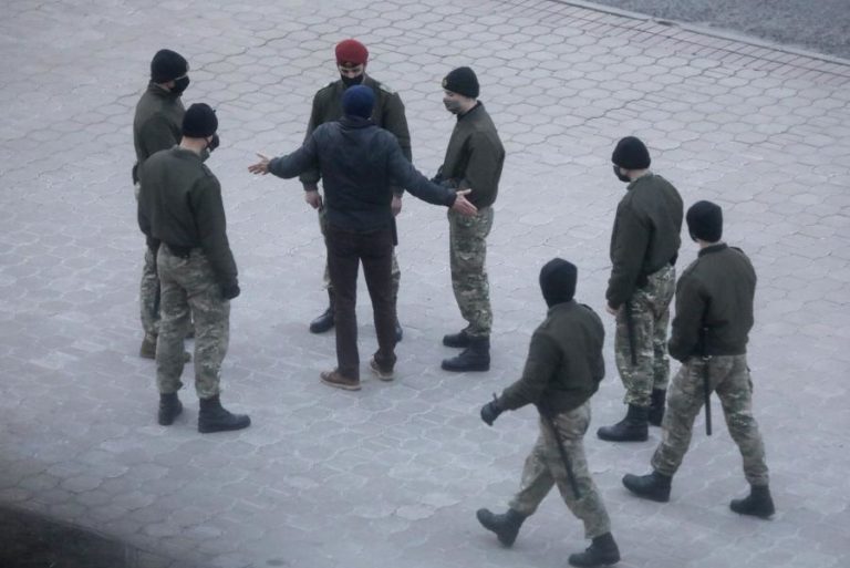 Polícia impediu protestos contra o regime e deteve manifestantes na Bielorrússia