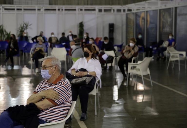 Covid-19: Vacinação em massa prevê autoagendamento de forma digital – `task force´