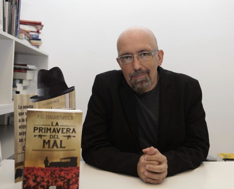 Covid-19: Escritor e guionista mexicano Francisco Gerardo Haghenbeck morre com 56 anos