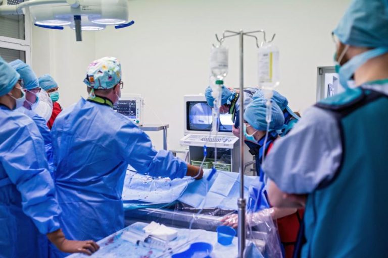 Mortes por cancro na laringe, traqueia, brônquios e pulmão subiram 50% em 20 anos