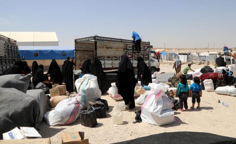 Detidos 125 membros do Estado Islâmico no maior campo de refugiados da Síria