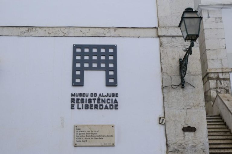 Museu do Aljube recorda Júlio Pomar como preso político em exposição “8998 Pomar”